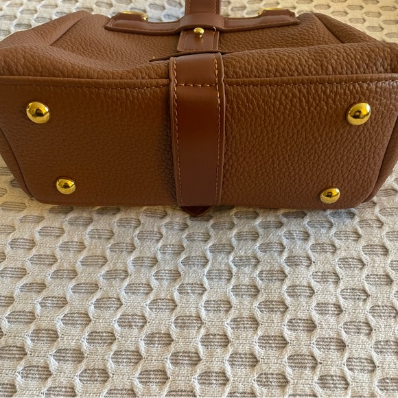 Unique top handle/crossbody vegan leather handbag - caramel - Picture 4 of 6